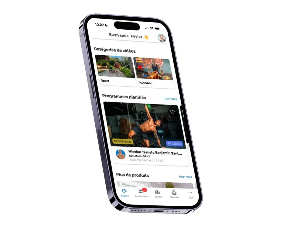 L’application Le Labo affichée sur un téléphone, avec les séances du jour